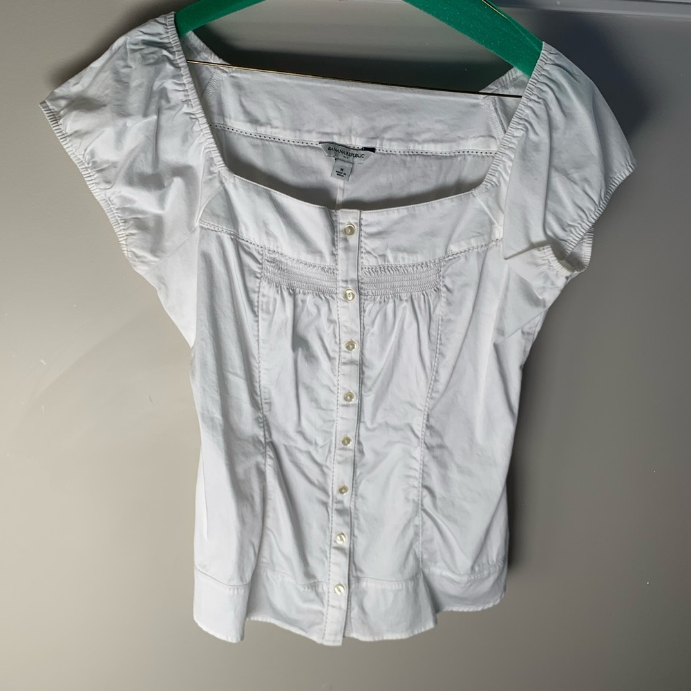 Banana Republic blouse - size medium